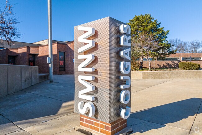 Shawnee Mission Northwest High School mascot are the Cougars.