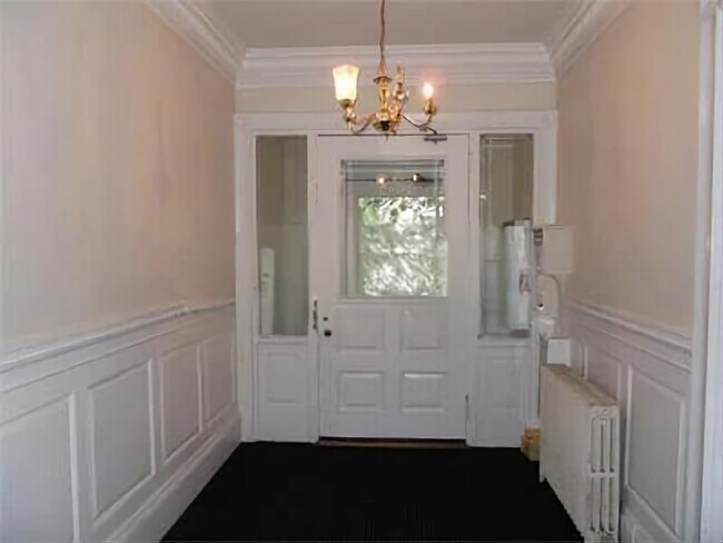 31 Bay State Rd unit 41-2R, Boston, MA 02215 - photo 5