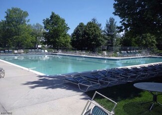65 Commonwealth Dr Unit 65, Basking Ridge, NJ 07920