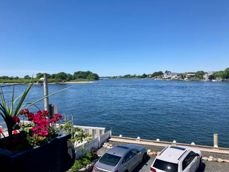 31 Center St, Sea Bright, NJ 07760