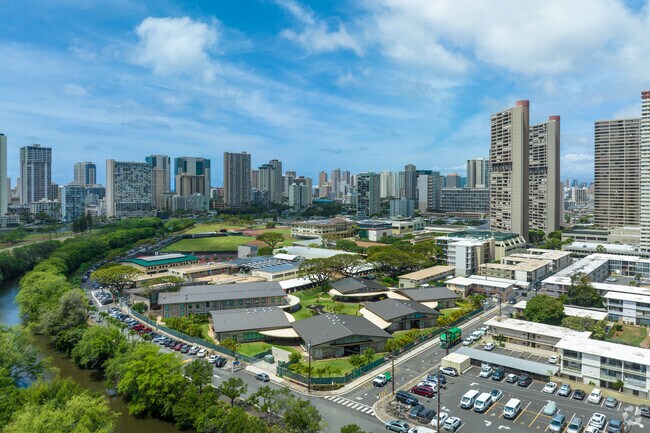 The campus of 'Iolani School is found in the McCully-Mō'ili'ili neighborhood of Honolulu.