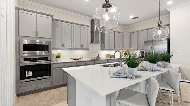 19055 Cherrystone Way, Lakewood Ranch, FL 34211 - photo 3