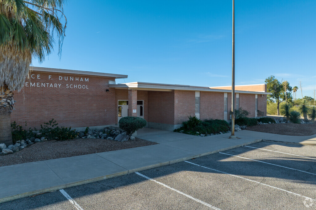 The entrance to Dunham Elementary School.