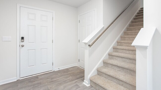 6621 Capstone Ct, Rural Hall, NC 27045 - photo 3