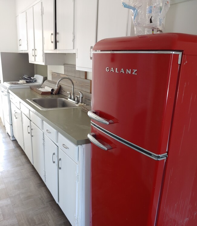 21 N Front St Unit 3, Souderton, PA 18964