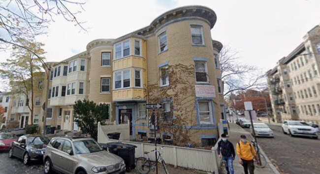 132 Glenville Ave unit 3, Allston, MA 02134 - photo 3