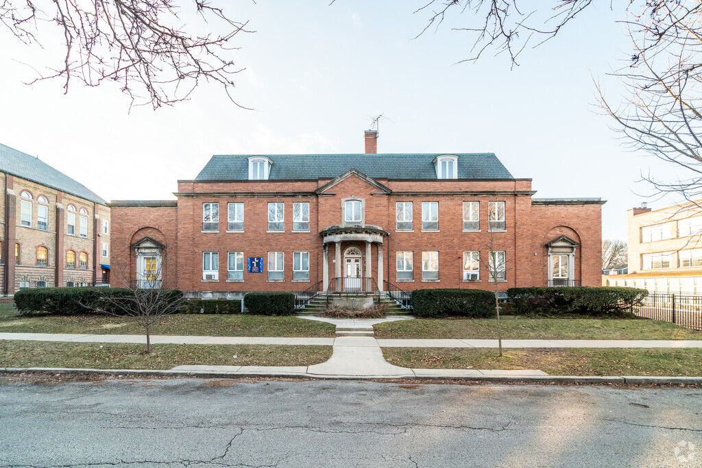 Pope John XXIII School, Evanston IL Rankings & Reviews - Homes.com