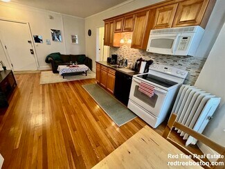 36 Winchester St Unit 3, Brookline, MA 02446
