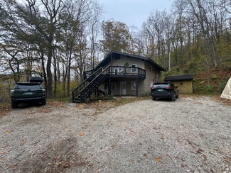 737 Barrows Towne Rd Unit Downstairs, Killington, VT 05751