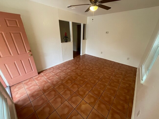 855 SW 34th St, San Antonio, TX 78237 - photo 3