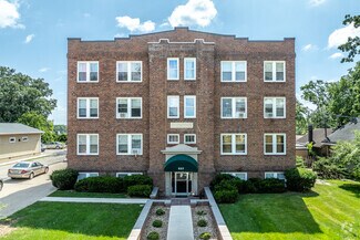 4215 Grand Ave, Des Moines, IA 50312