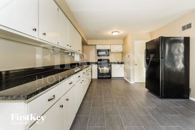 87 S 2nd Ave, Lombard, IL 60148 - photo 6