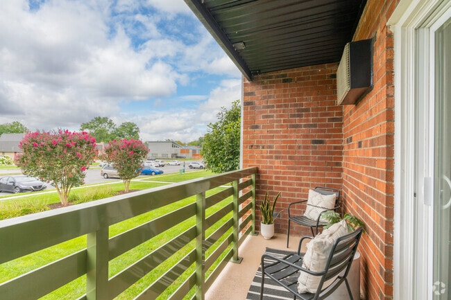 Thorn Flats, Newark, DE 19711 - photo 5