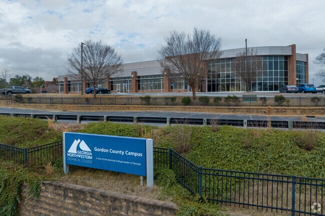 Georgia Northwestern Technical College in Calhoun offers many courses in different fields.