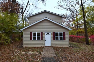 26805 Circle Dr S, Mundelein, IL 60060