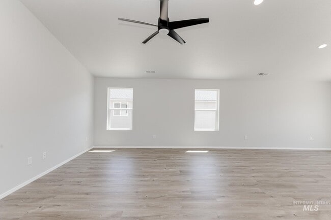 2294 N Honeysuckle Ave, Kuna, ID 83634 - photo 7