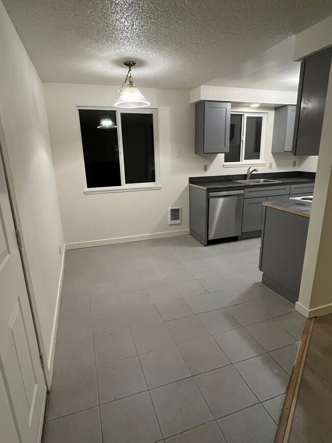 3333 Willow Ct SE unit Fourplex - 3333, Salem, OR 97302 - photo 7