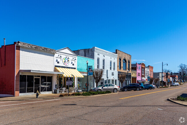 Vintage storefronts with shops and boutiques can be found in downtown Humboldt.