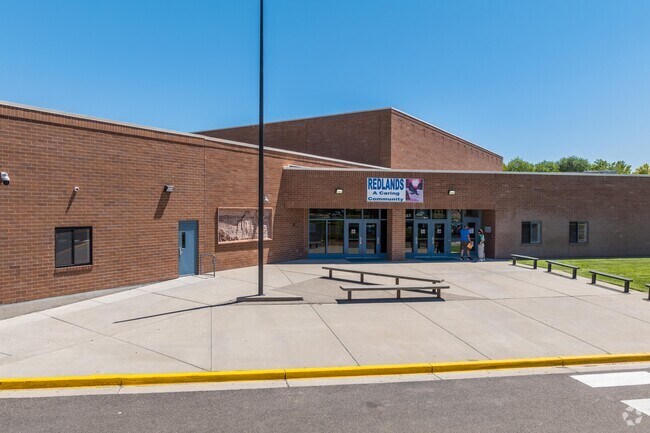 Redlands Middle School is a top-rated option for grades 6-8.