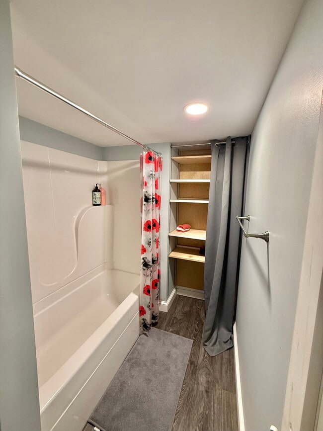 8 Hanson Dr, Topsham, ME 04086 - photo 7