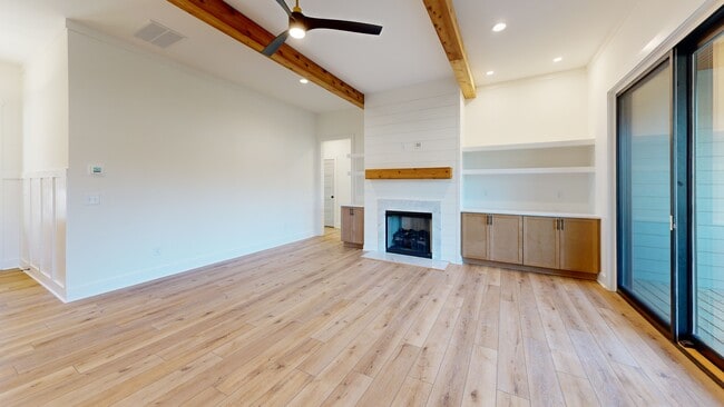 9224 Waldrip Rd, Gainesville, GA 30506 - photo 2