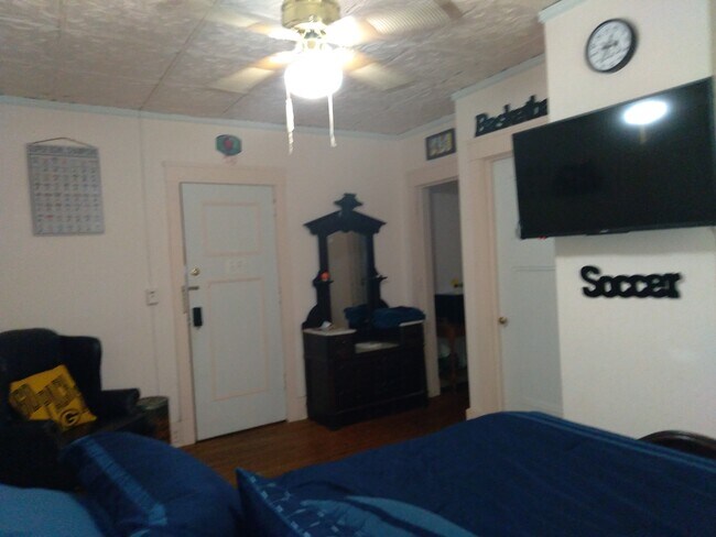 511 Franklin St unit 7 - Love Romance, Wausau, WI 54403 - photo 6