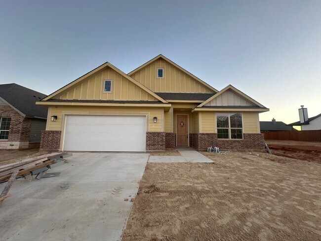 1240 Sabine River Ln, Springtown, TX 76082 - photo 2