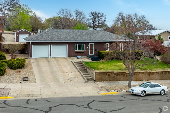 Find your dream ranch-style home in Pierre.