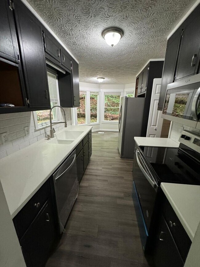 4870 Wade Valley Way, Cumming, GA 30040
