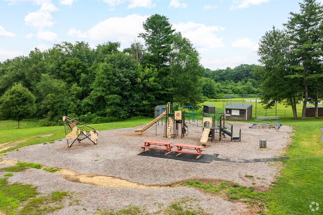 At Petersham Center, 22% of students scored at or above the proficient level for math.