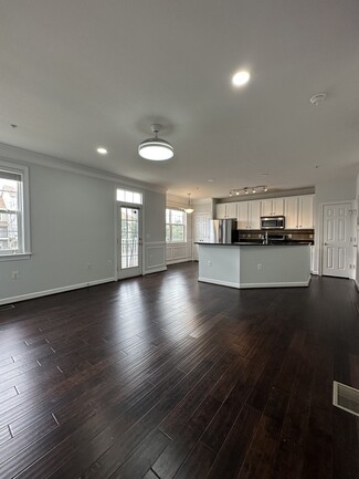 13653 Venturi Ln, Herndon, VA 20171