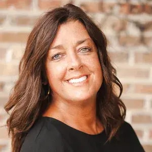 Stephanie Towe