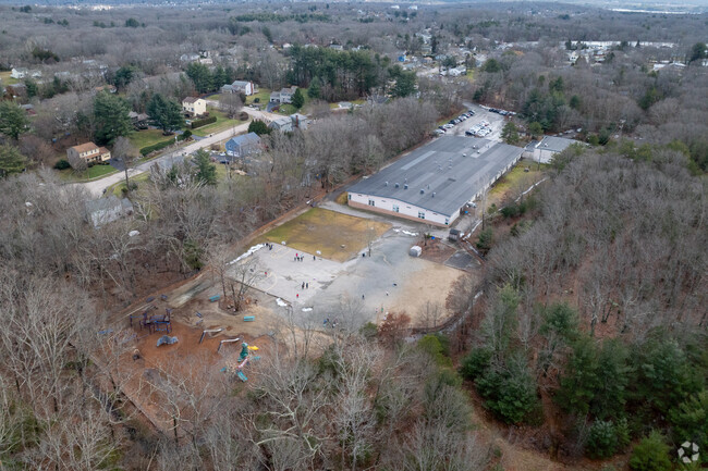 Back side of Blackrock Elementary School in Coventry, RI.