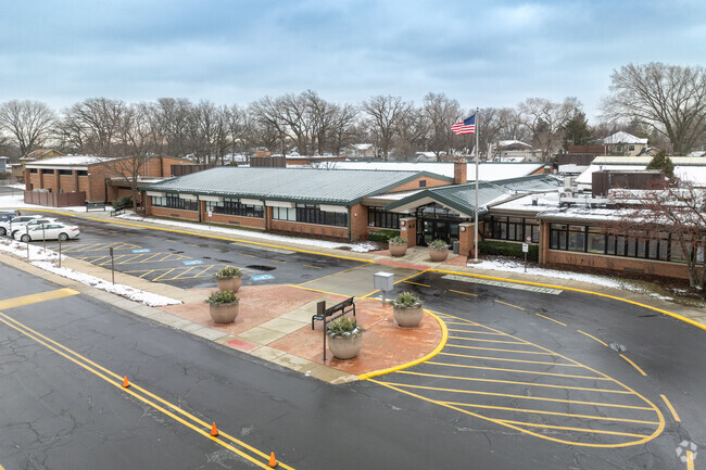 Kipling Elementary School is part of Deerfield School District 109.