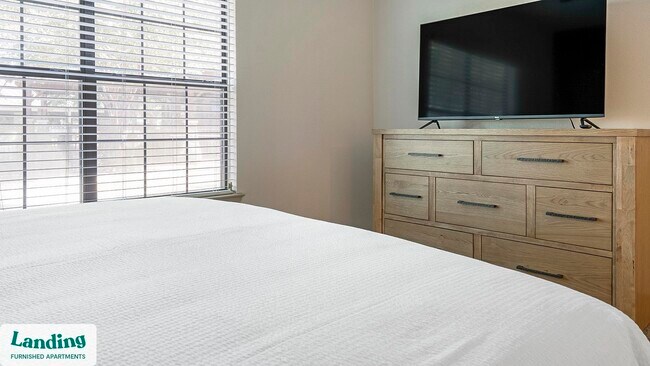 2056 Sundance Pkwy unit 8202.1410941, New Braunfels, TX 78130 - photo 2