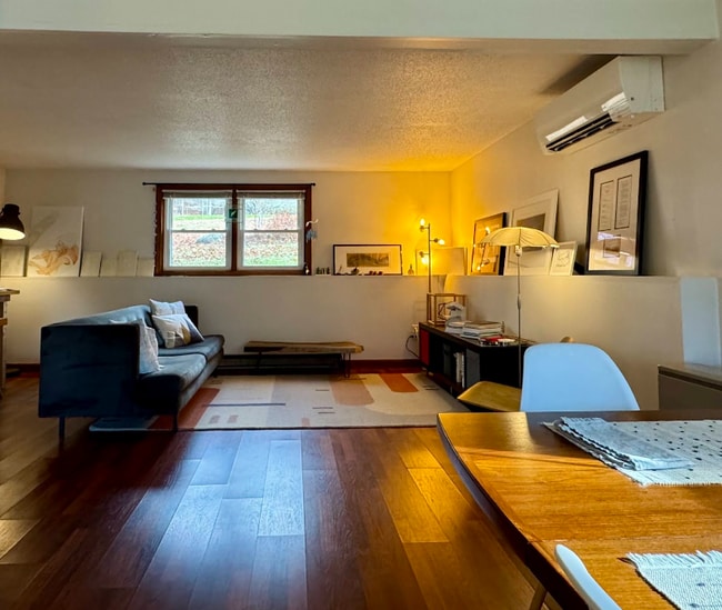 27 N Hillside Rd unit A, South Deerfield, MA 01373 - photo 6