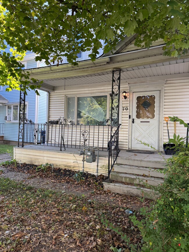 70 Reservation St, Buffalo, NY 14207 - photo 2