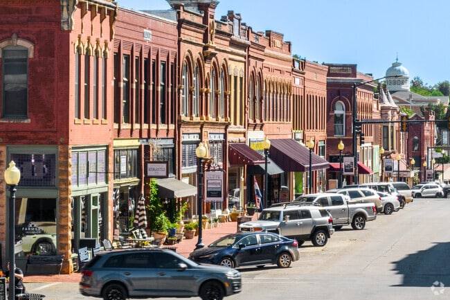 Downtown Guthrie is a great place to enjoy the evening when living in East Guthrie.