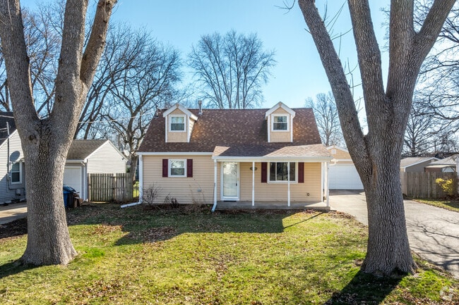 Some Cape Cod-style homes with protruding dormer windows can be found in Meredith.