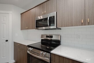 9124 W Violet St, Nampa, ID 83687