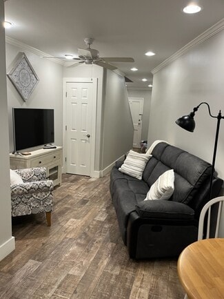 309 Meeting St, Charleston, SC 29401