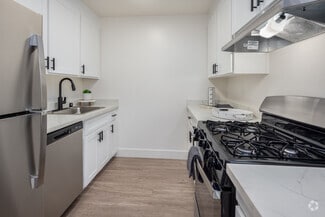 724 Cottonwood St, Woodland, CA 95695