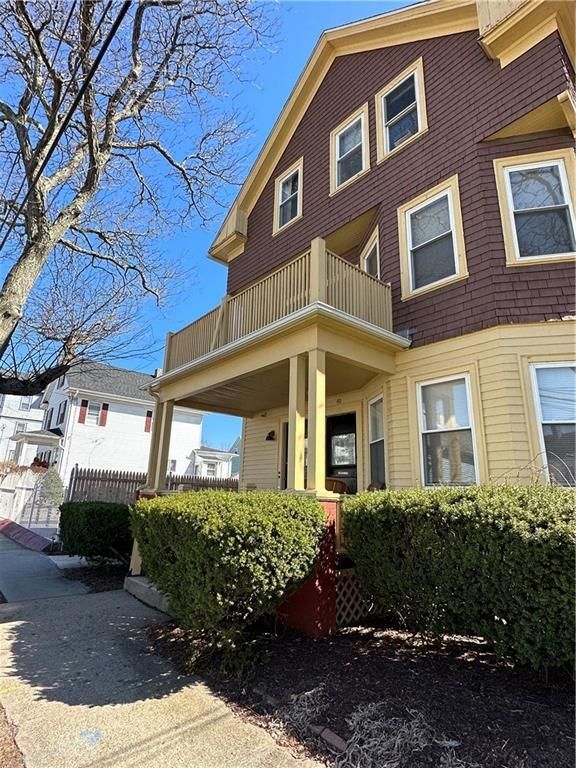 38 Georgia Ave, Providence, RI 02905