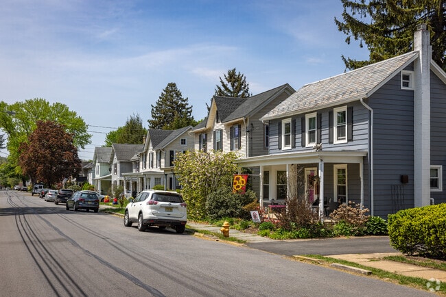 Bloomsbury is the third smallest municipality in Hunterdon County and is characterized by its quiet, tree-lined and walkable streets.