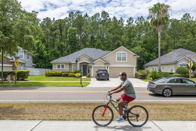 Many residents of Bartram Springs bike from place to place.