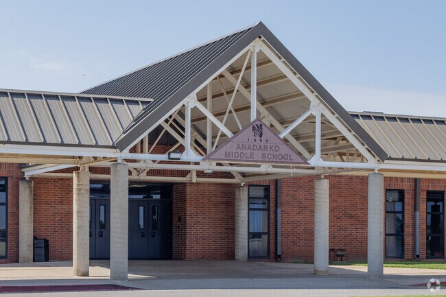 Anadarko Middle School is a quality school located in Anadarko area.
