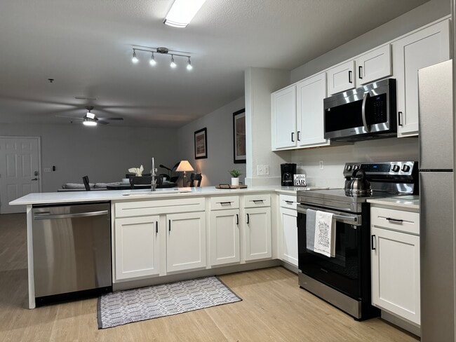 The Hub at Palmetto Pointe, Spartanburg, SC 29303 - photo 3