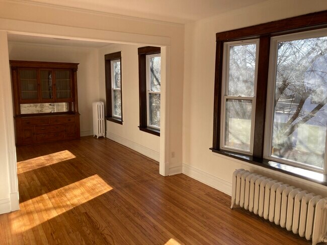 3018 W Schubert Ave unit Fl 1, Chicago, IL 60647 - photo 3
