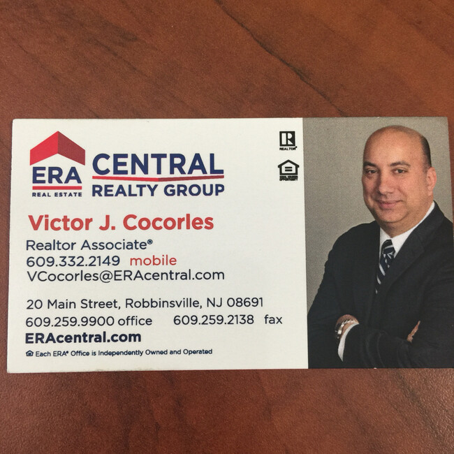 Agent Photo