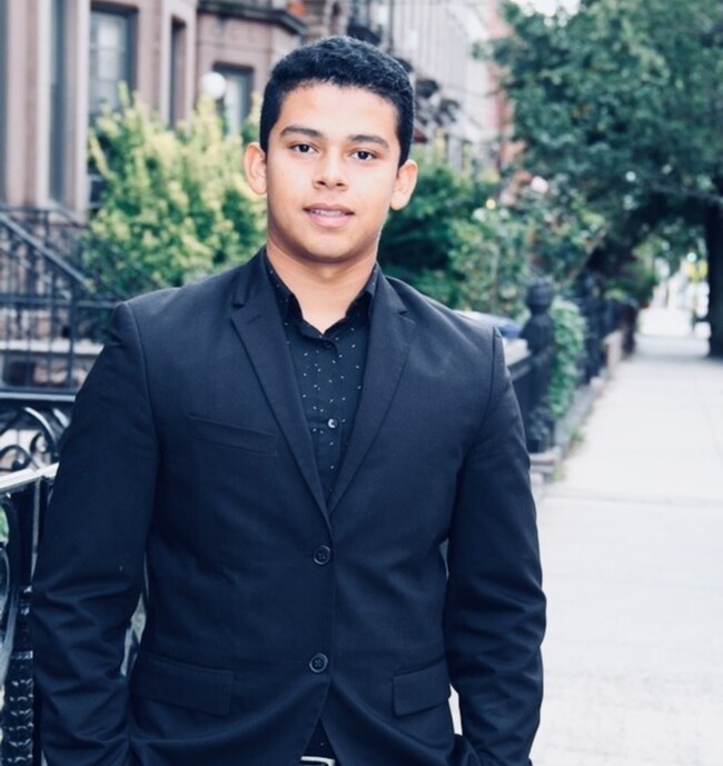 Agent Photo